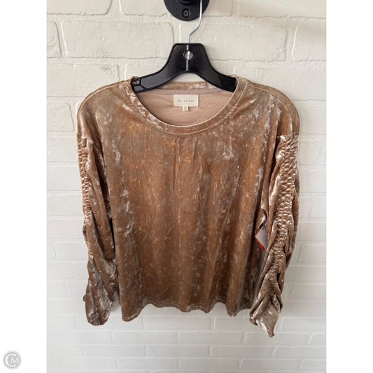 Top Long Sleeve By Melloday In Gold, Size: M