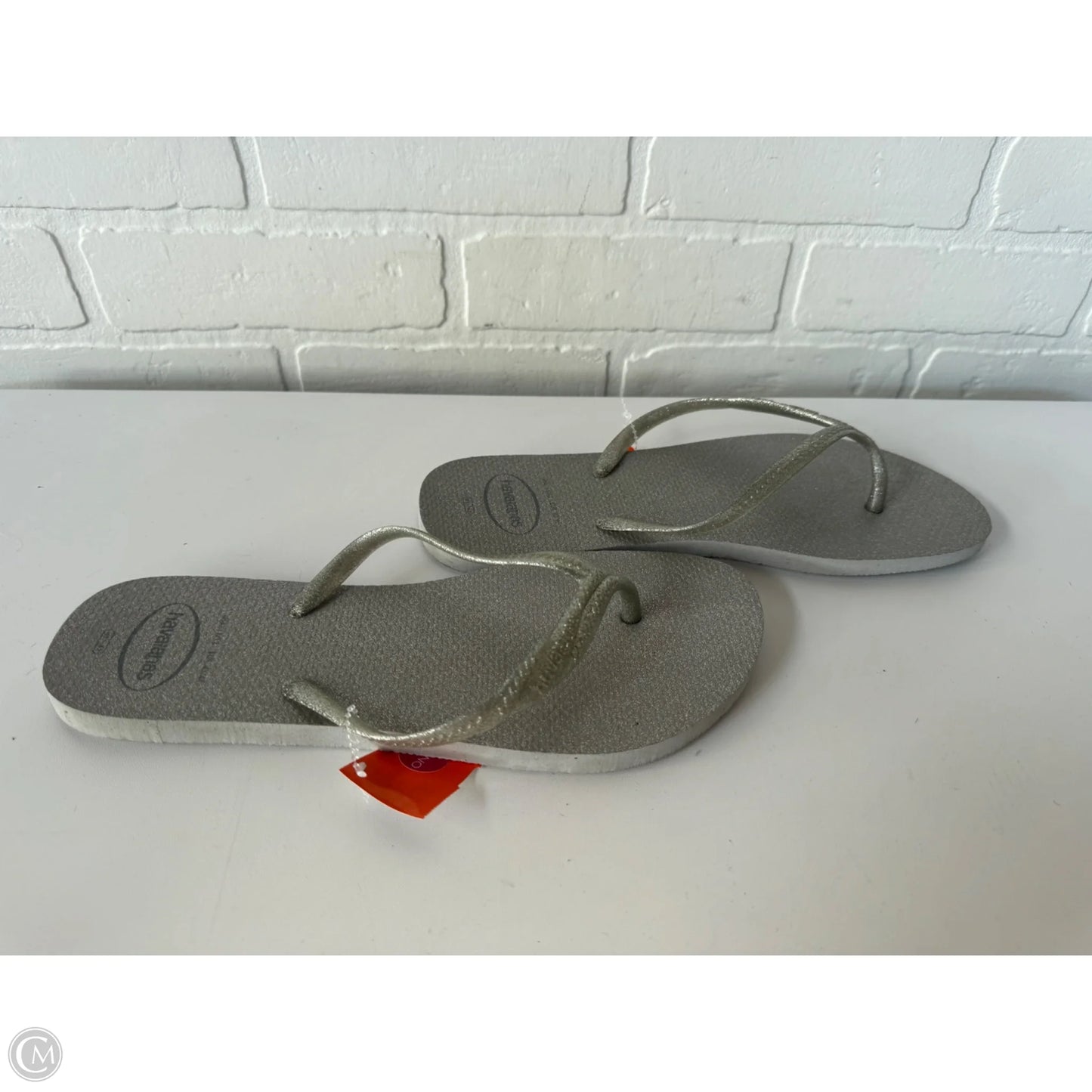 Sandals Flip Flops By Havaianas In Silver, Size: 11