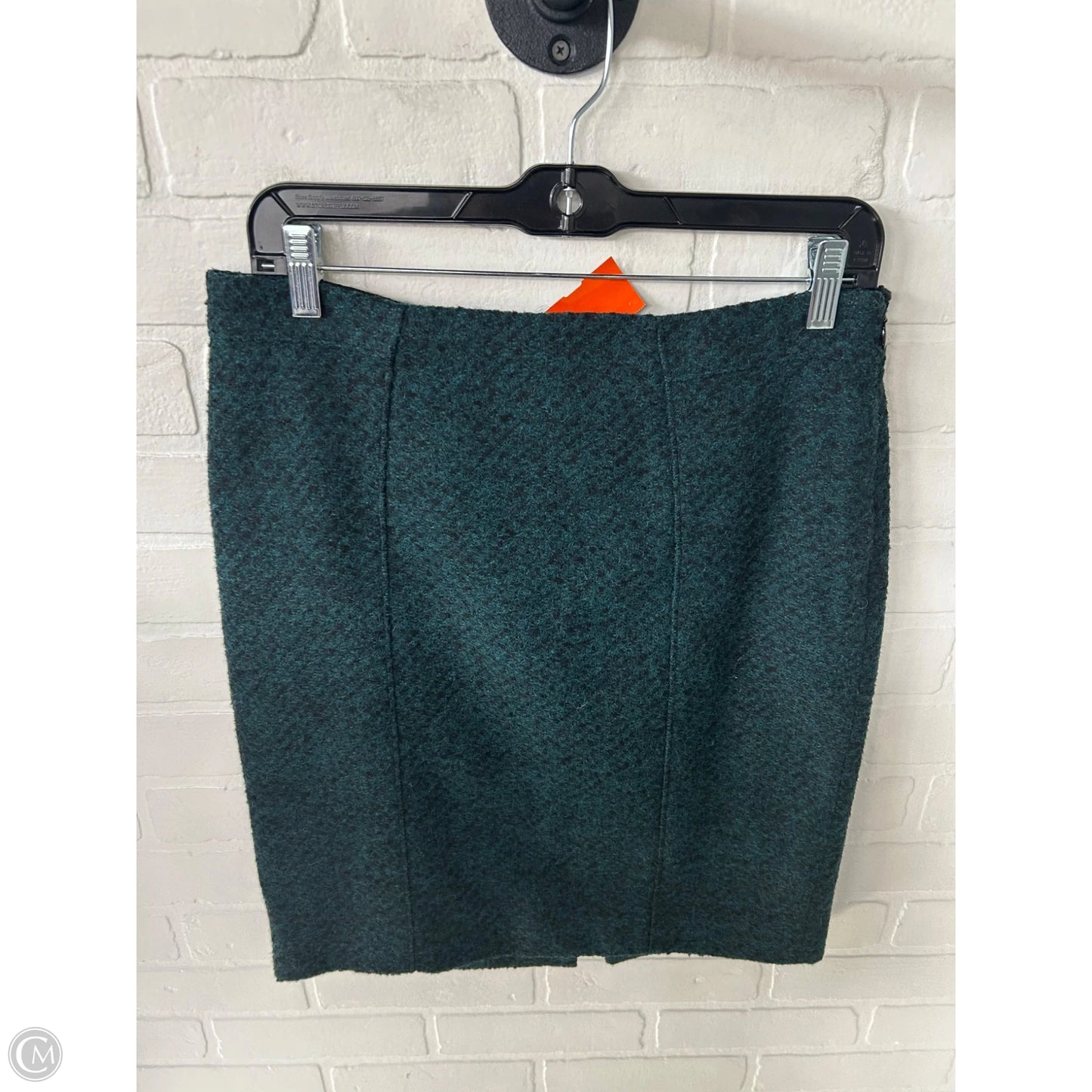 Skirt Mini & Short By Banana Republic In Black & Green, Size: 4