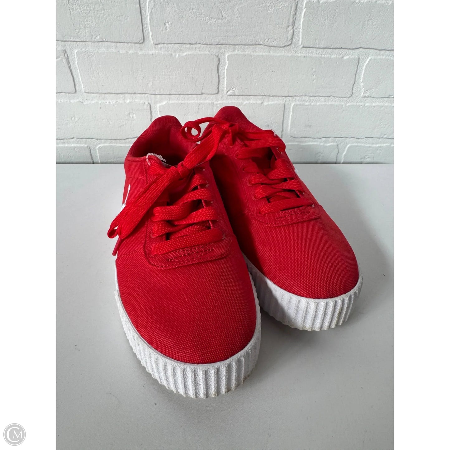 Shoes Sneakers By Puma In Red & White, Size: 10