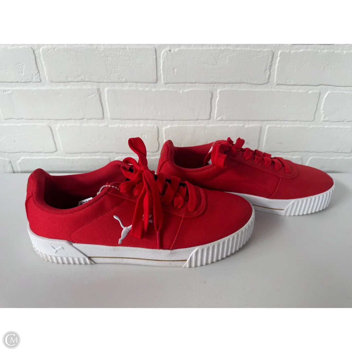 Shoes Sneakers By Puma In Red & White, Size: 10