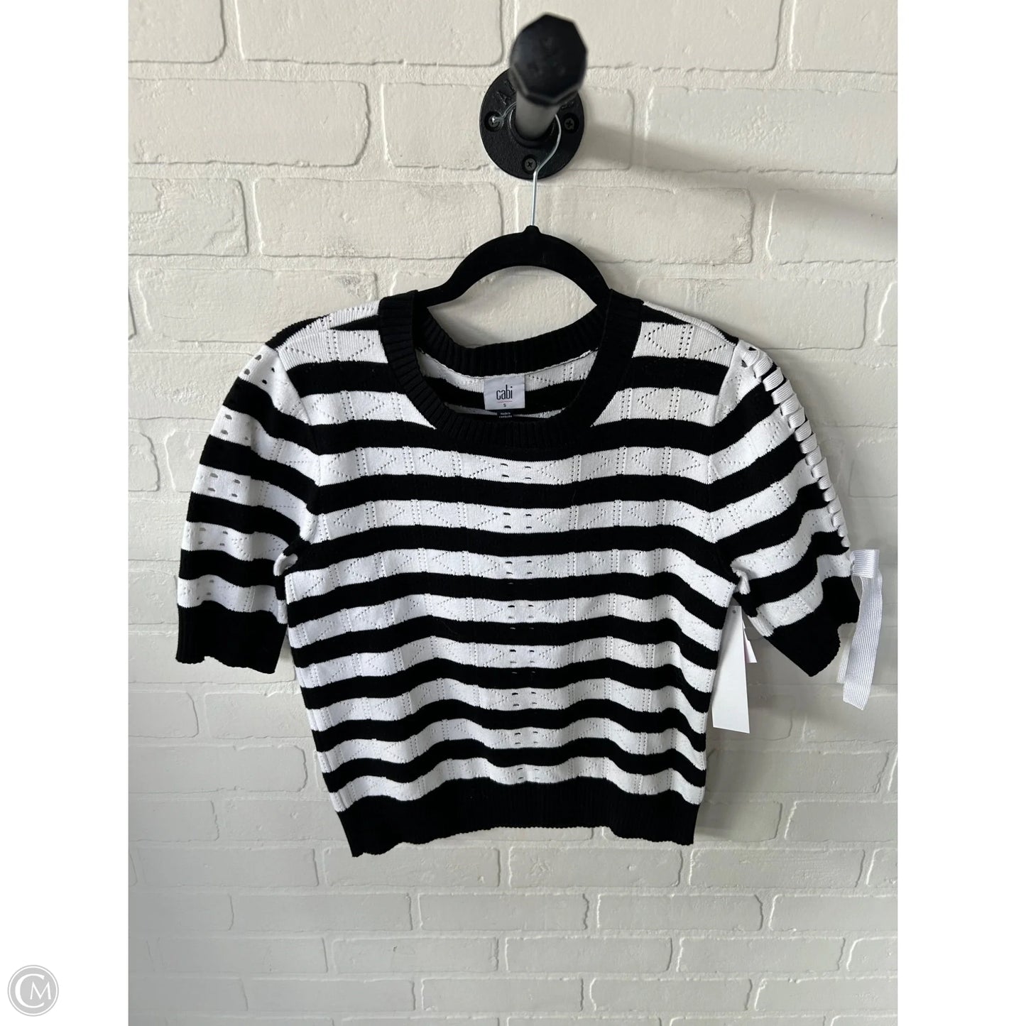 Sweater Short Sleeve By Cabi In Black & White, Size: S
