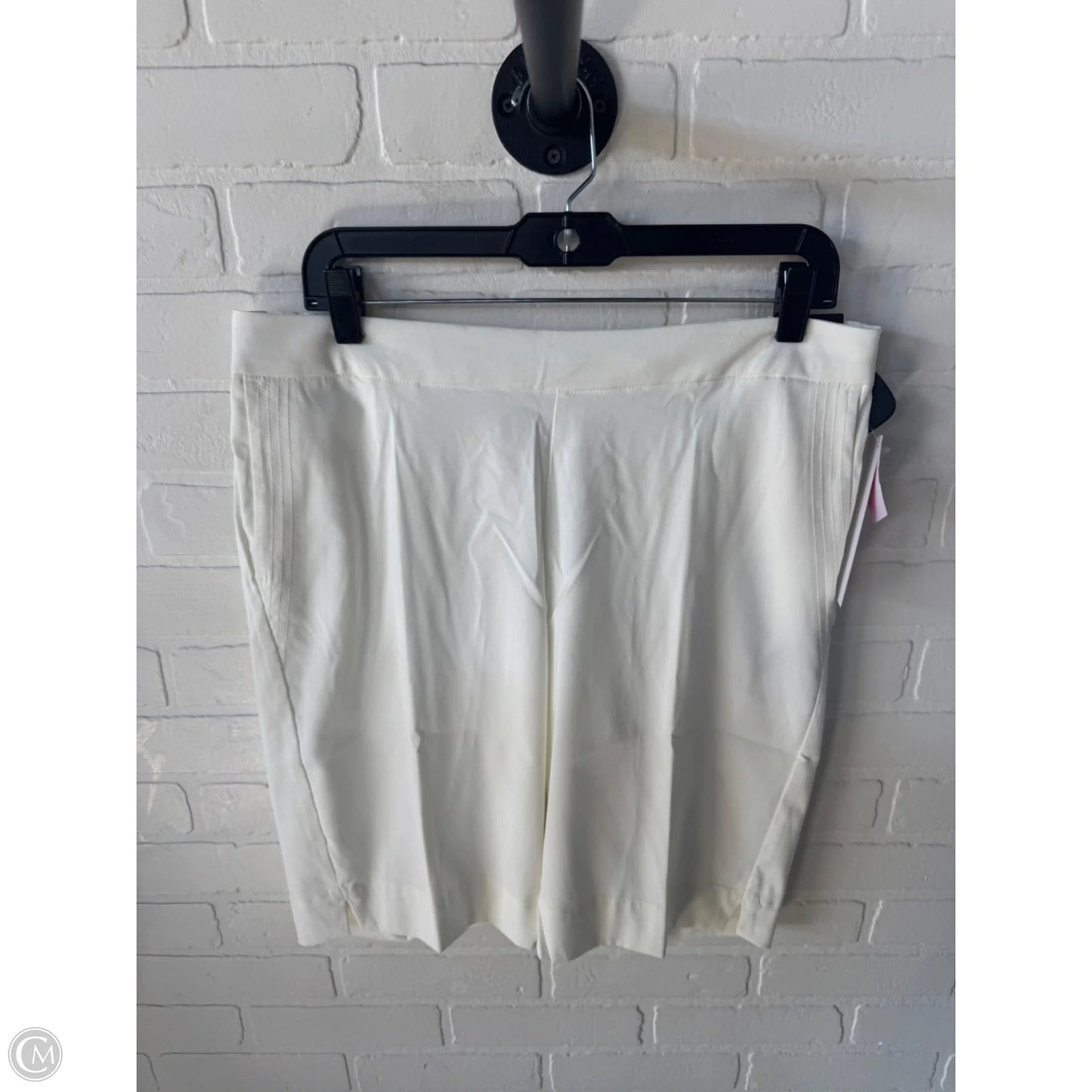 Athletic Shorts By Nike In Cream, Size: 8