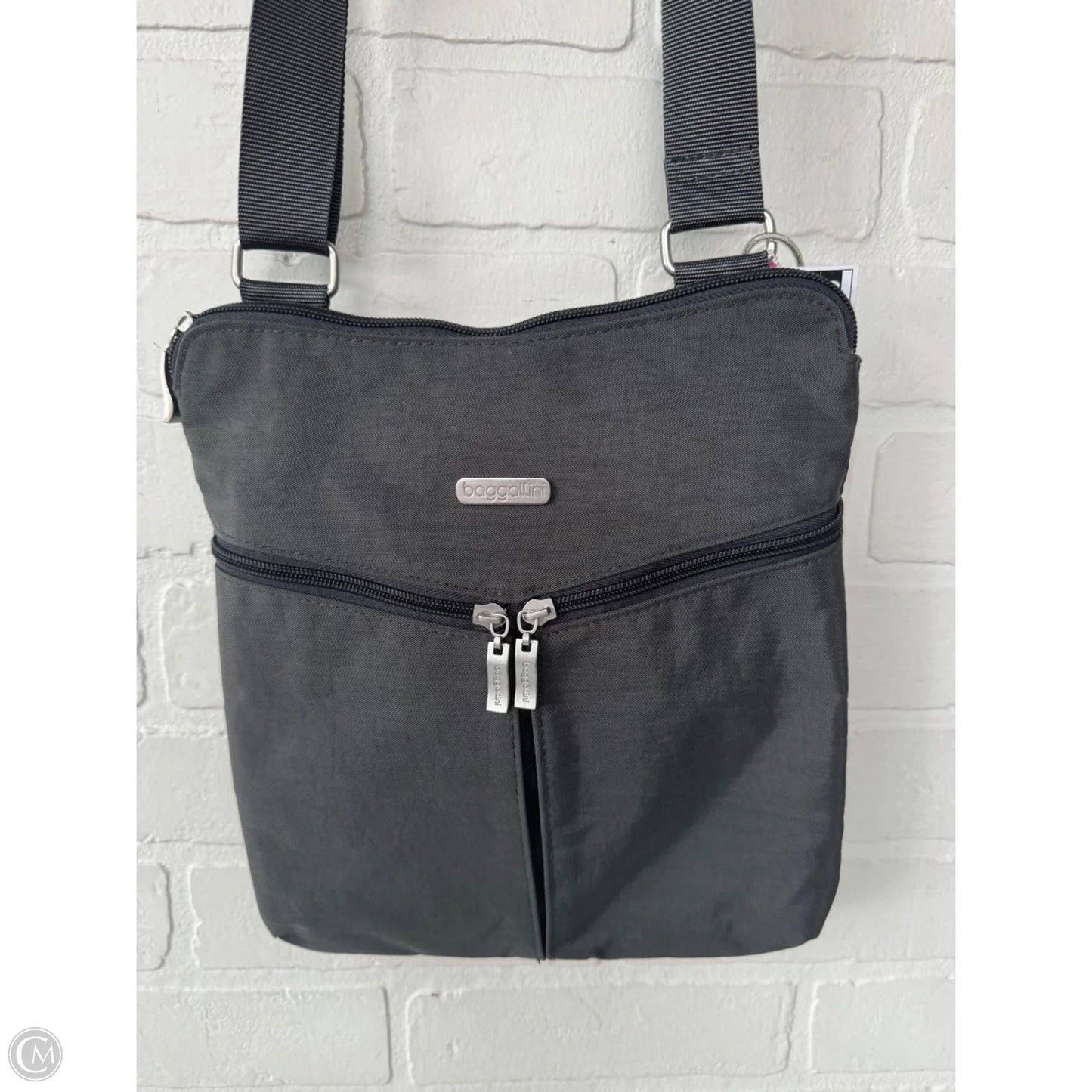 Crossbody By Baggallini, Size: Medium