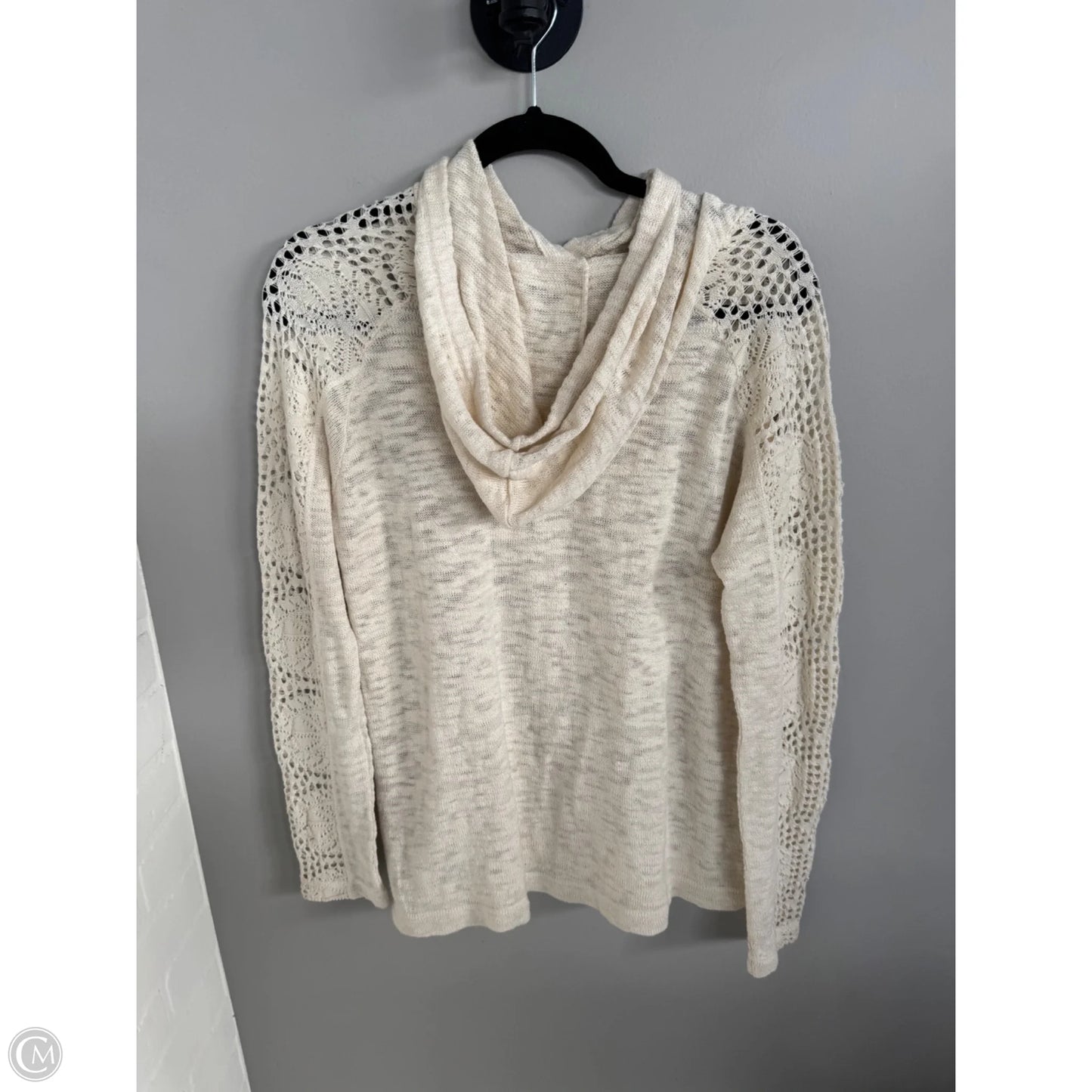 Sweater By Clothes Mentor In Tan, Size: M