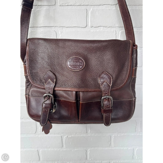Crossbody Leather By Roots, Size: Medium