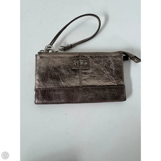 Wristlet Designer By Coach, Size: Medium