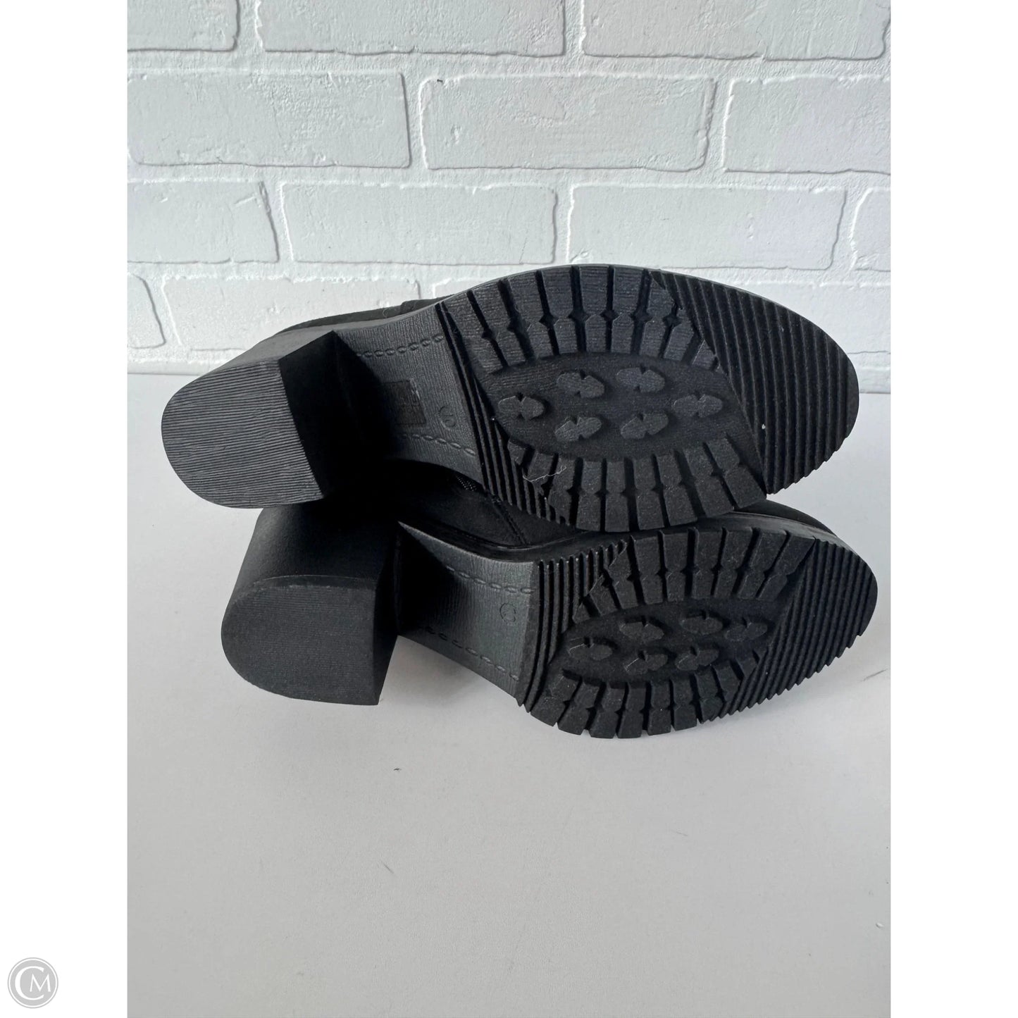 Boots Ankle Heels By Dream Pairs In Black, Size: 10