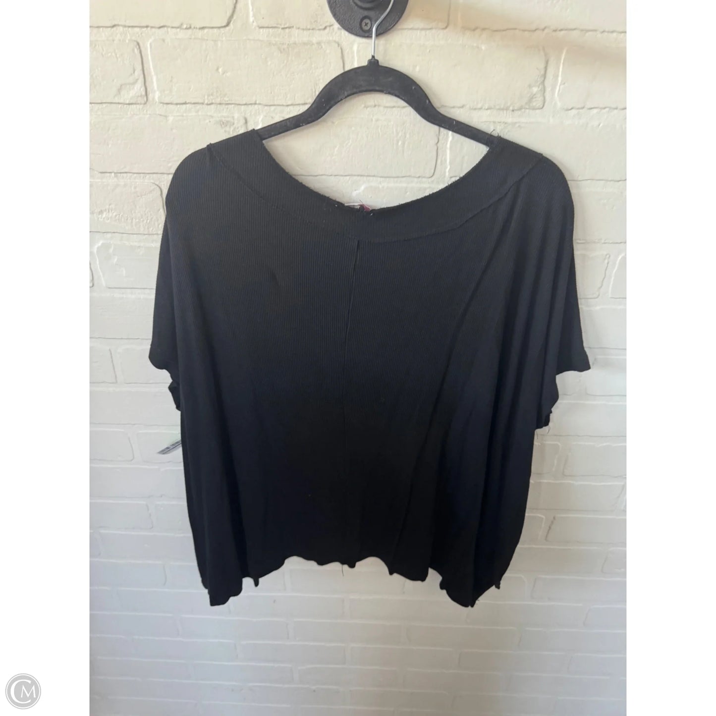 Top Short Sleeve Basic By Pink Lily In Black, Size: Xl