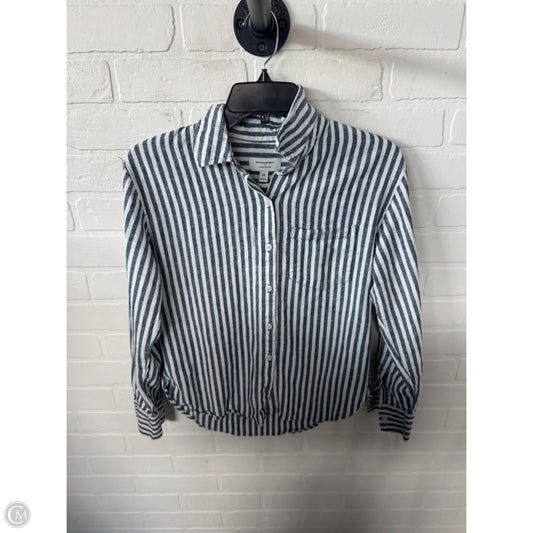 Top Long Sleeve By Banana Republic In Blue & White, Size: Xs