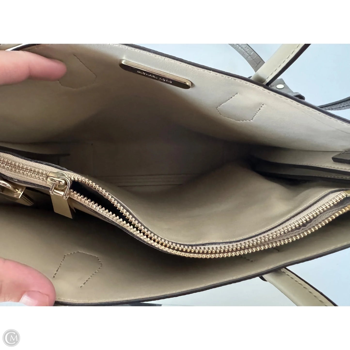 Handbag Designer By Michael Kors, Size: Medium