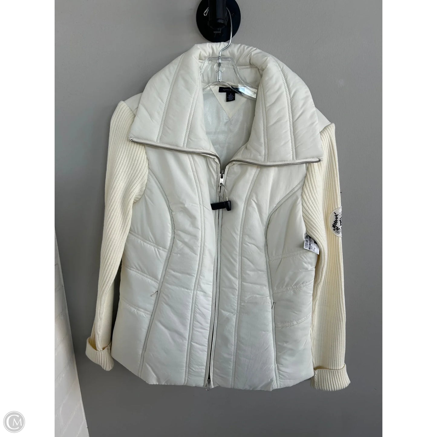 Jacket Puffer & Quilted By Tommy Hilfiger In Cream & White, Size: M