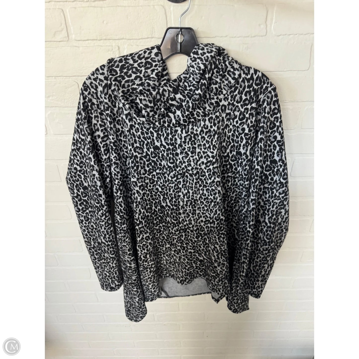 Sweater By Chelsea And Theodore In Animal Print, Size: Xl