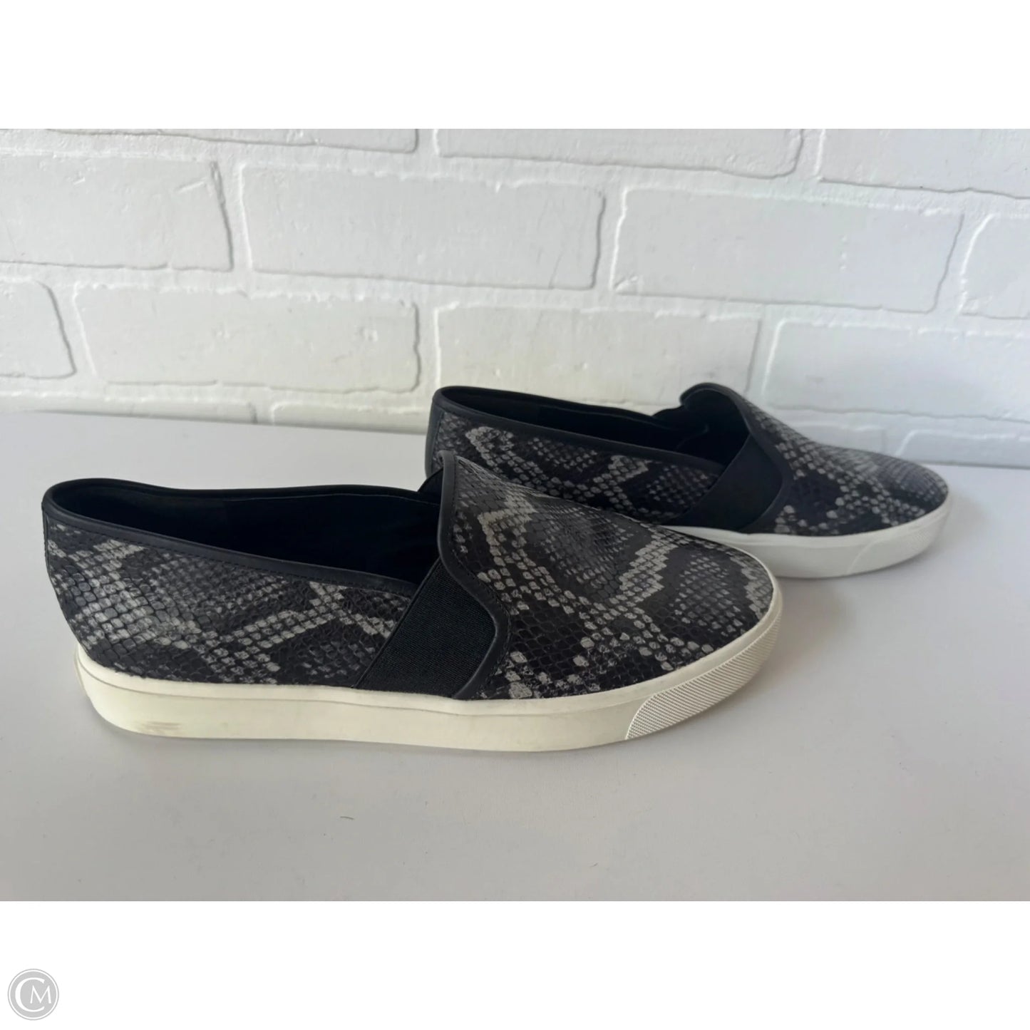Shoes Sneakers By Vince In Snakeskin Print, Size: 8
