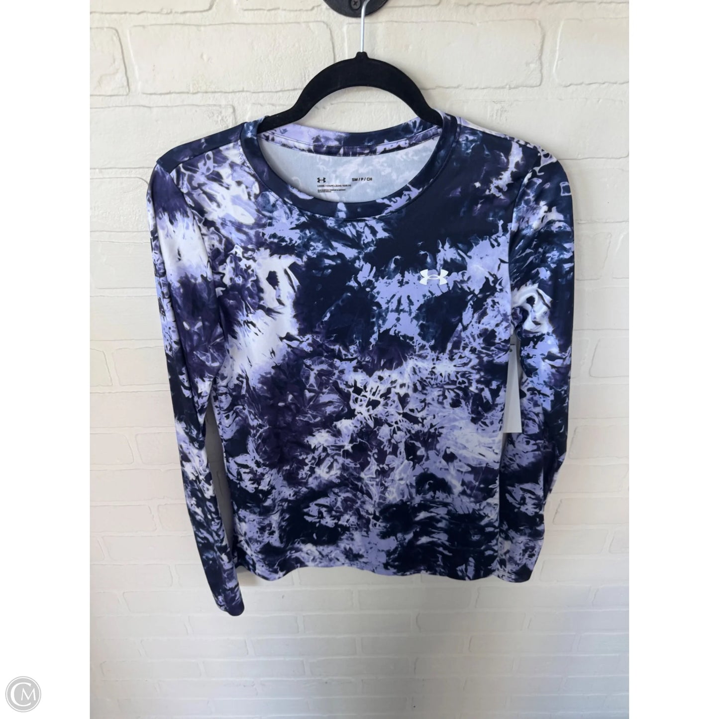 Athletic Top Long Sleeve Crewneck By Under Armour In Purple & White, Size: S