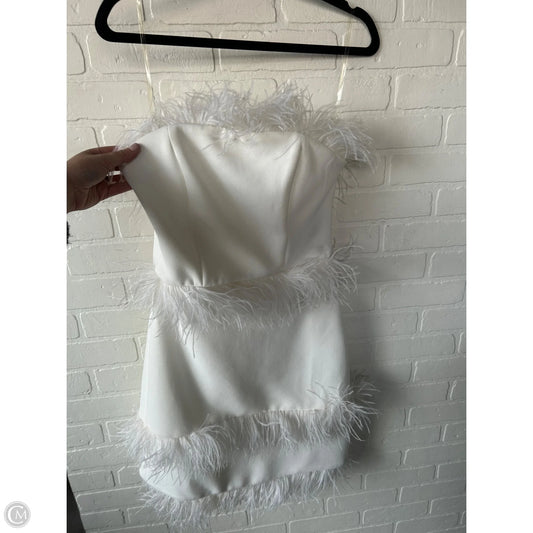 Dress Party Short By Elliatt In White, Size: M