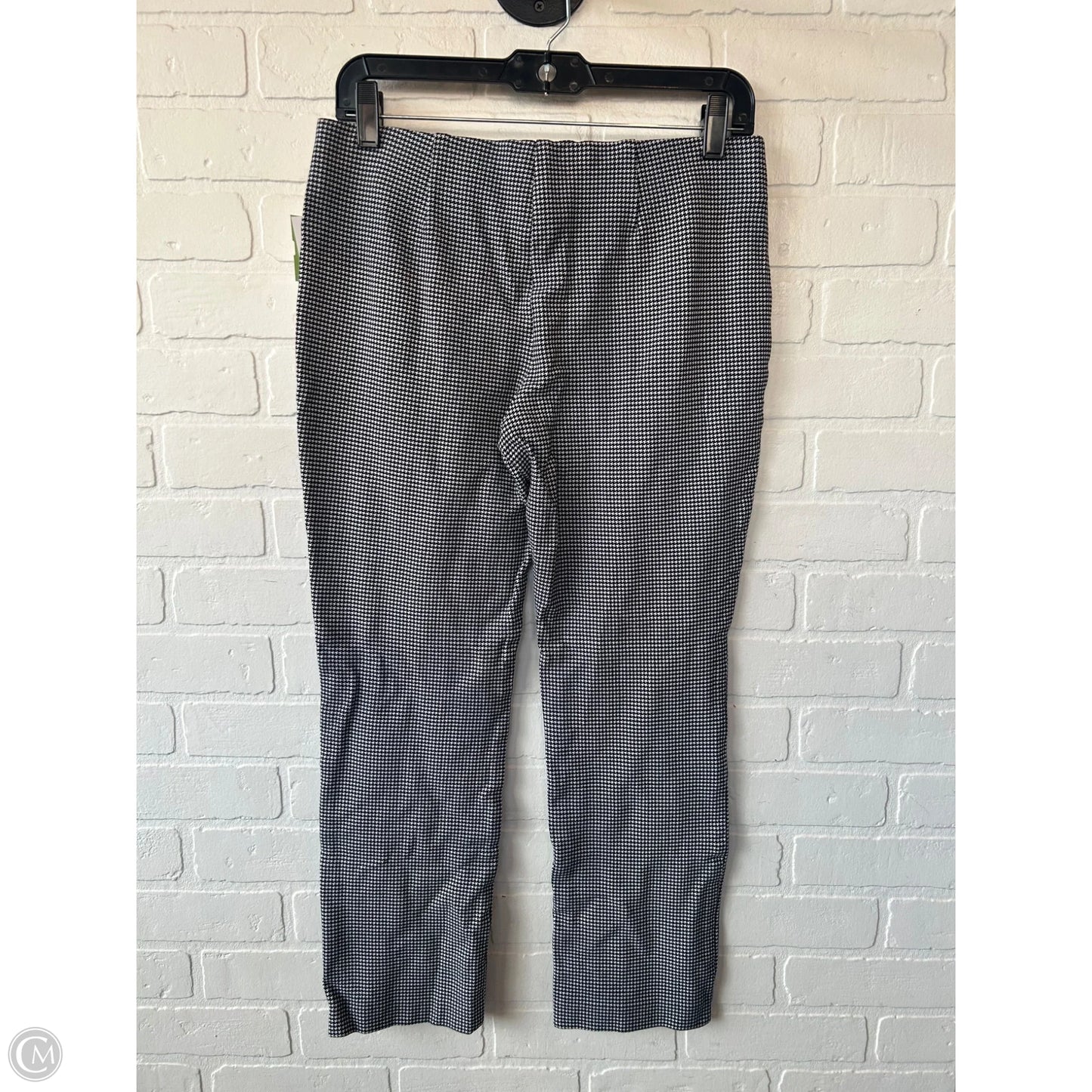 Pants Cropped By Chicos In Black & White, Size: 4
