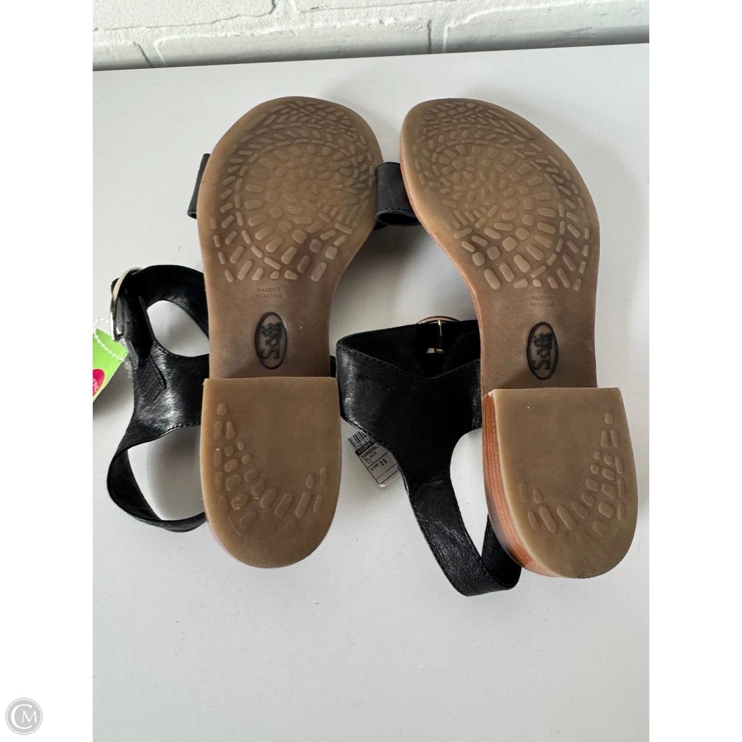 Sandals Flats By Sofft In Black, Size: 11