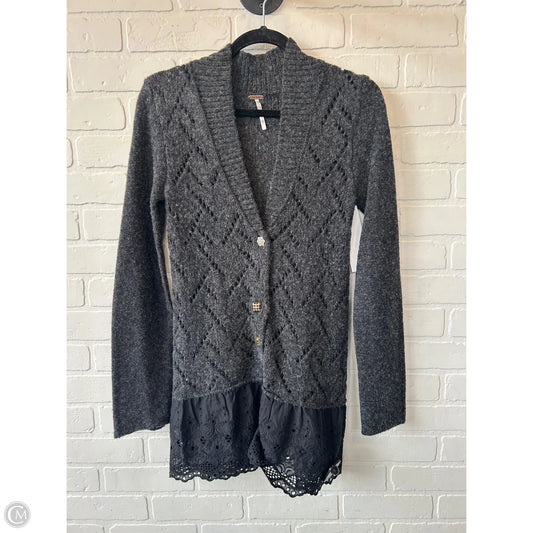 Sweater Cardigan By Free People In Grey, Size: Xs