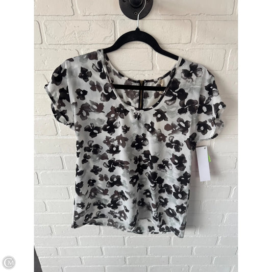 Top Short Sleeve By Japna In Grey & White, Size: Xs