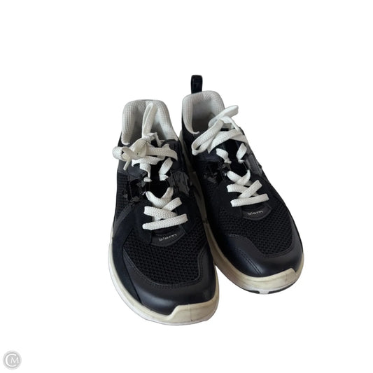 Shoes Sneakers By Ecco In Black & White, Size: 8