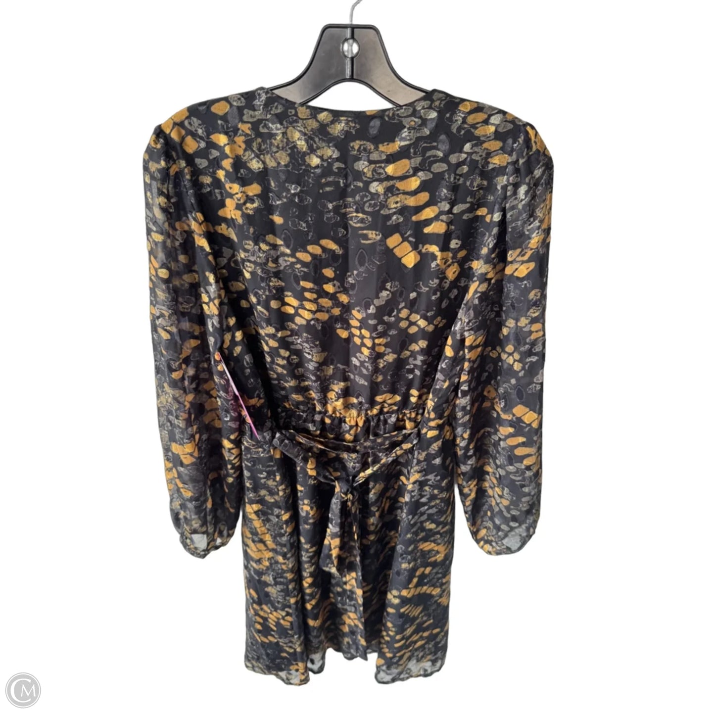 Dress Casual Short By Clothes Mentor In Black & Yellow, Size: L