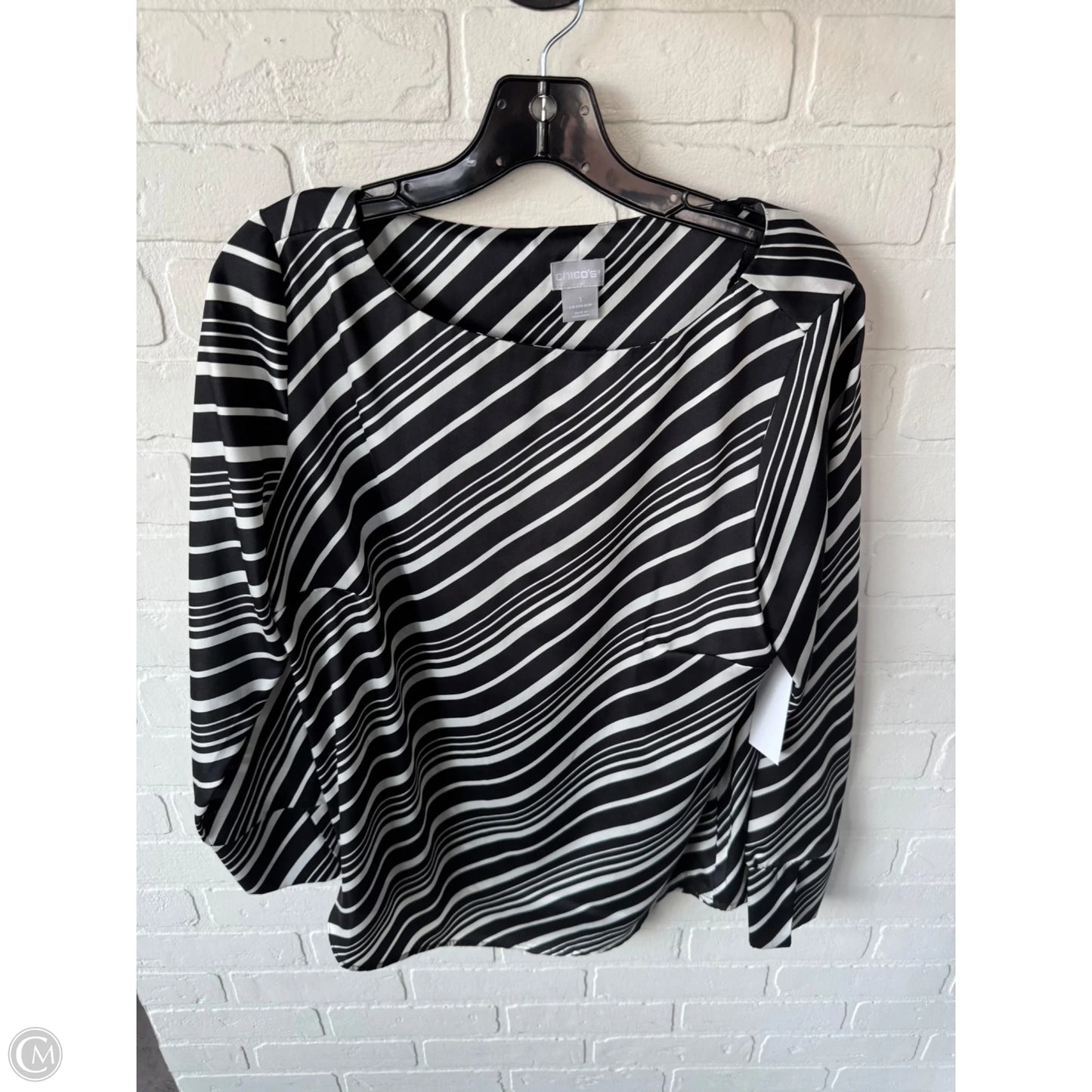 Top Long Sleeve By Chicos In Black & White, Size: M