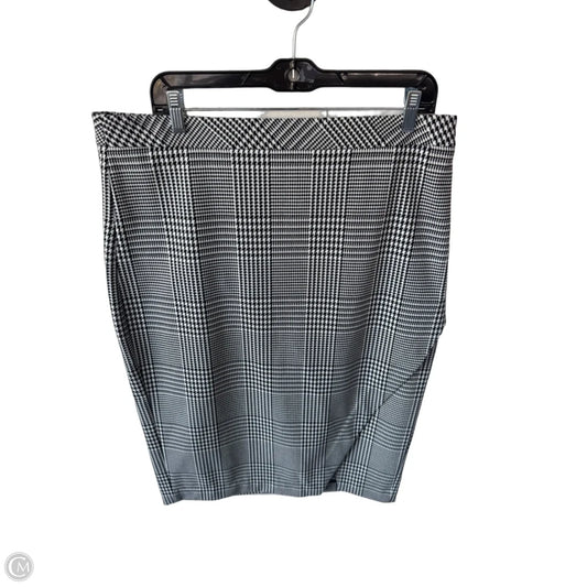 Skirt Midi By Banana Republic In Black & White, Size: 14l