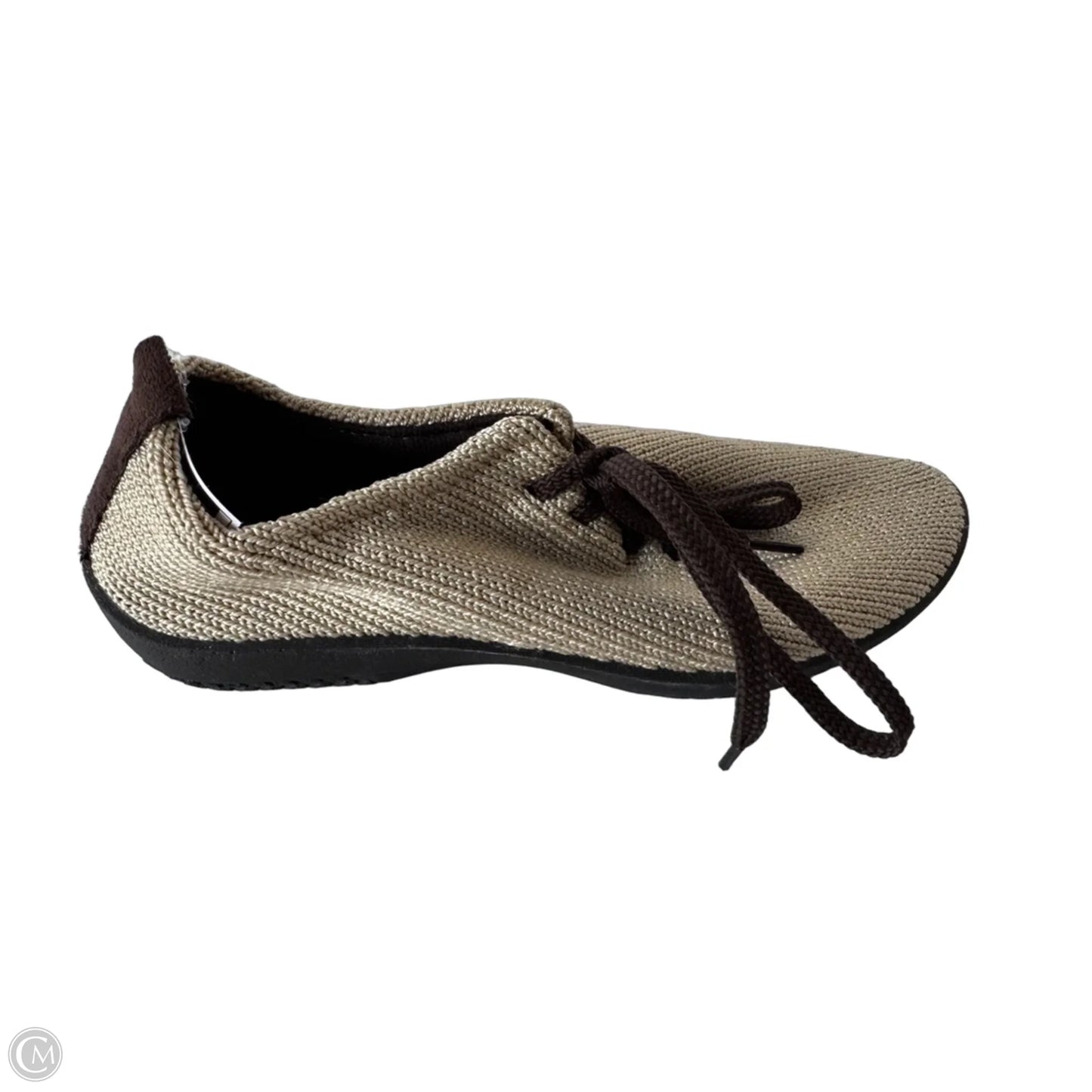 Shoes Sneakers By Clothes Mentor In Brown, Size: 6.5
