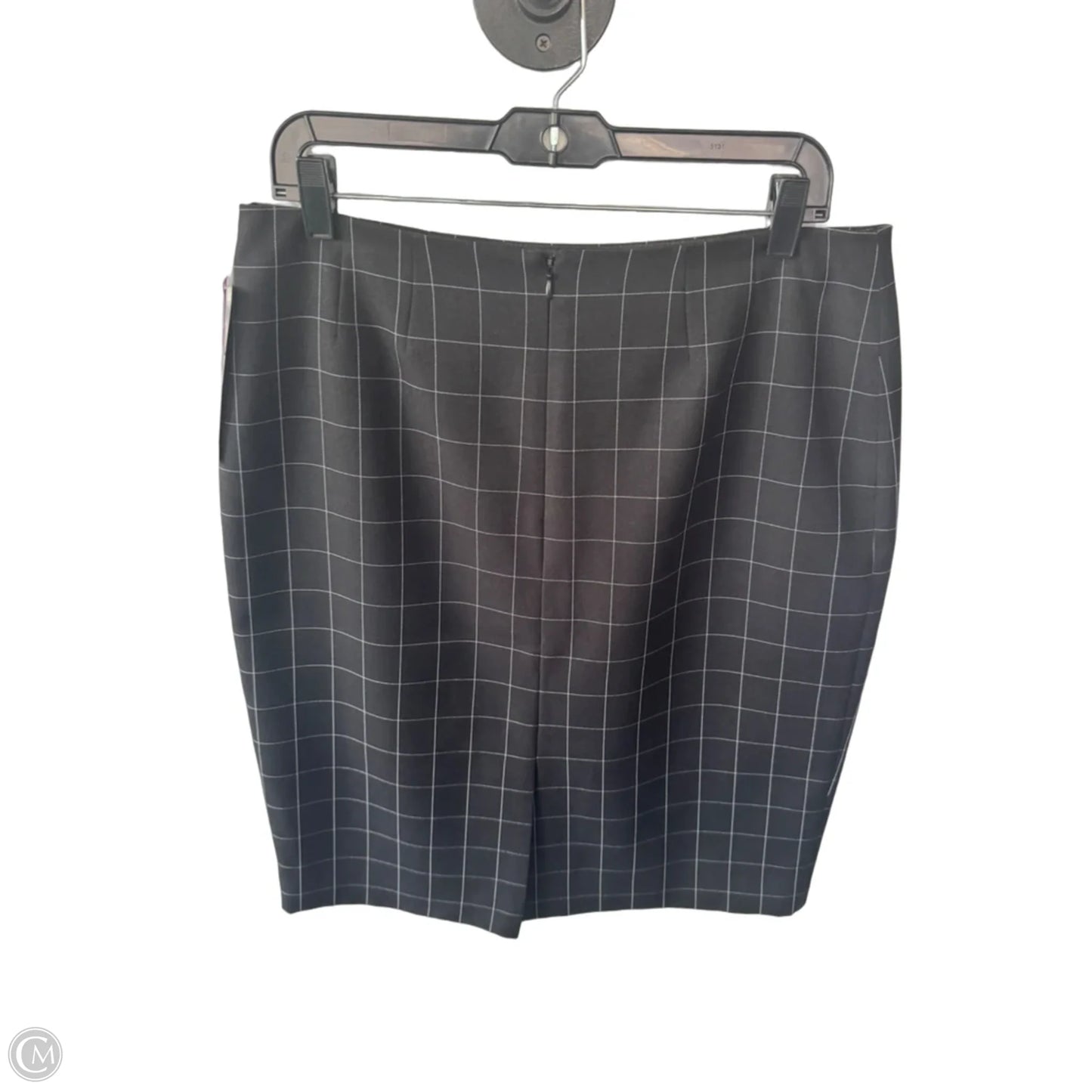 Skirt Midi By Black Label In Black & White, Size: 10