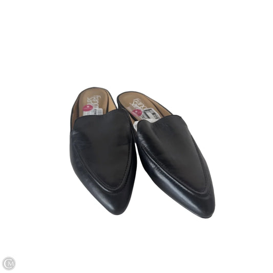Shoes Flats By Kelly And Katie In Black & Gold, Size: 7.5
