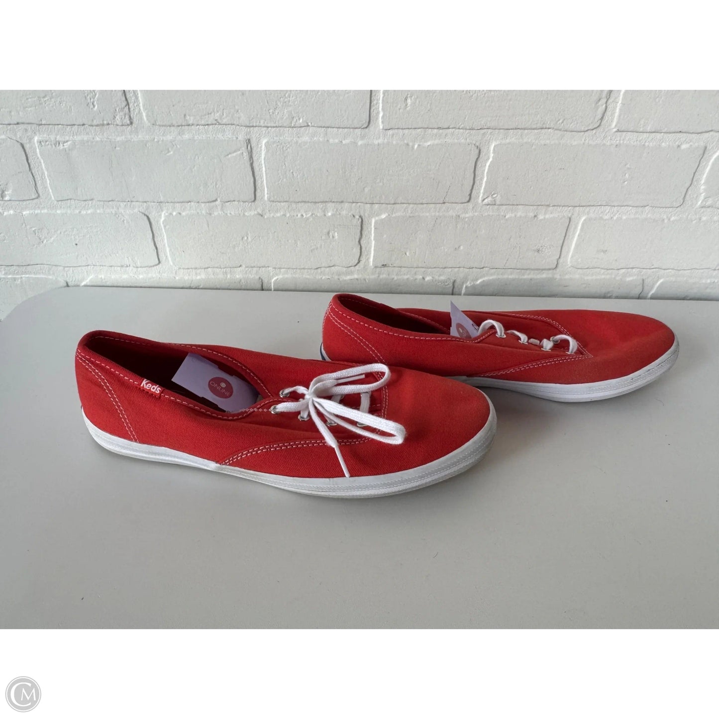 Shoes Sneakers By Keds In Red & White, Size: 10