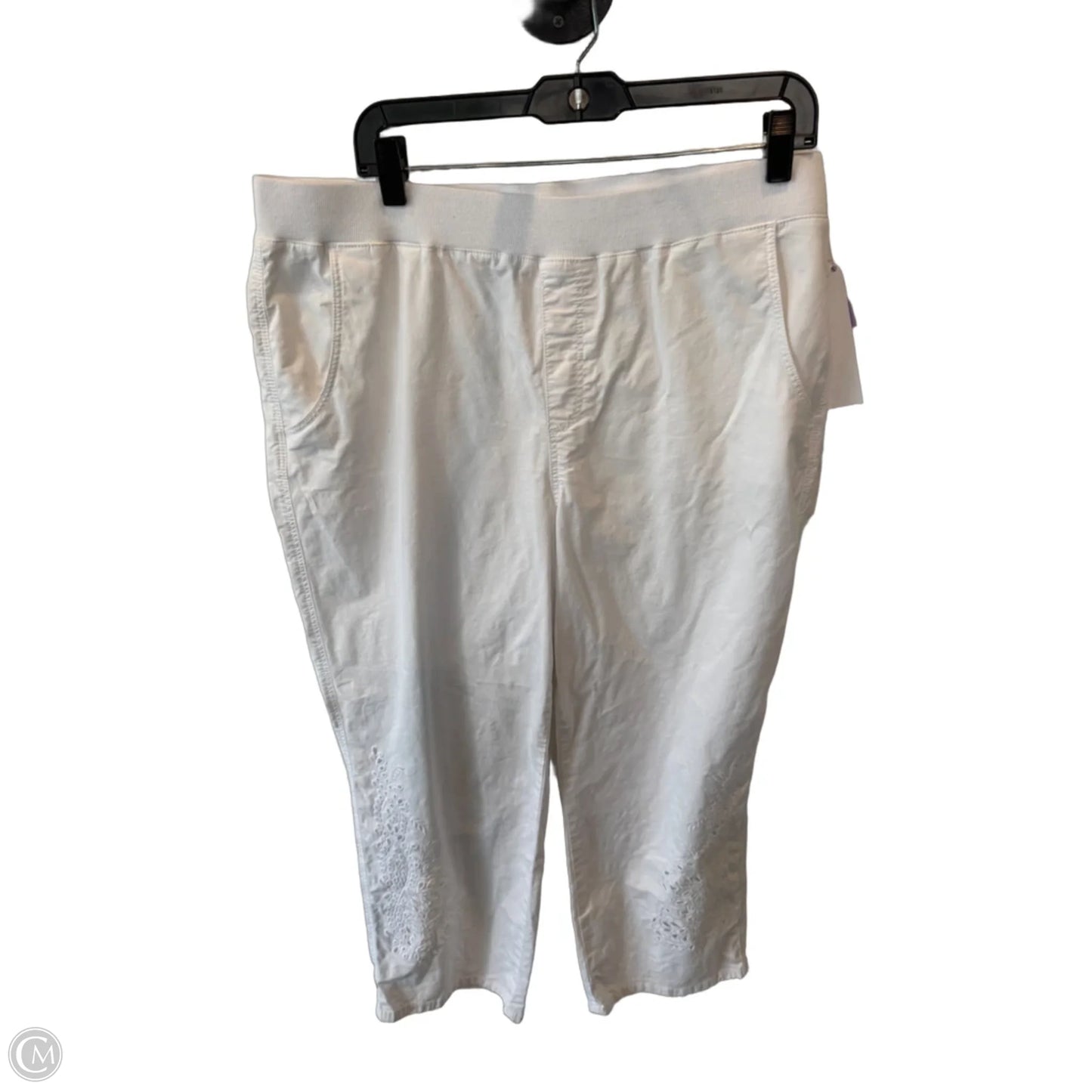 Pants Chinos & Khakis By Chicos In White, Size: 16