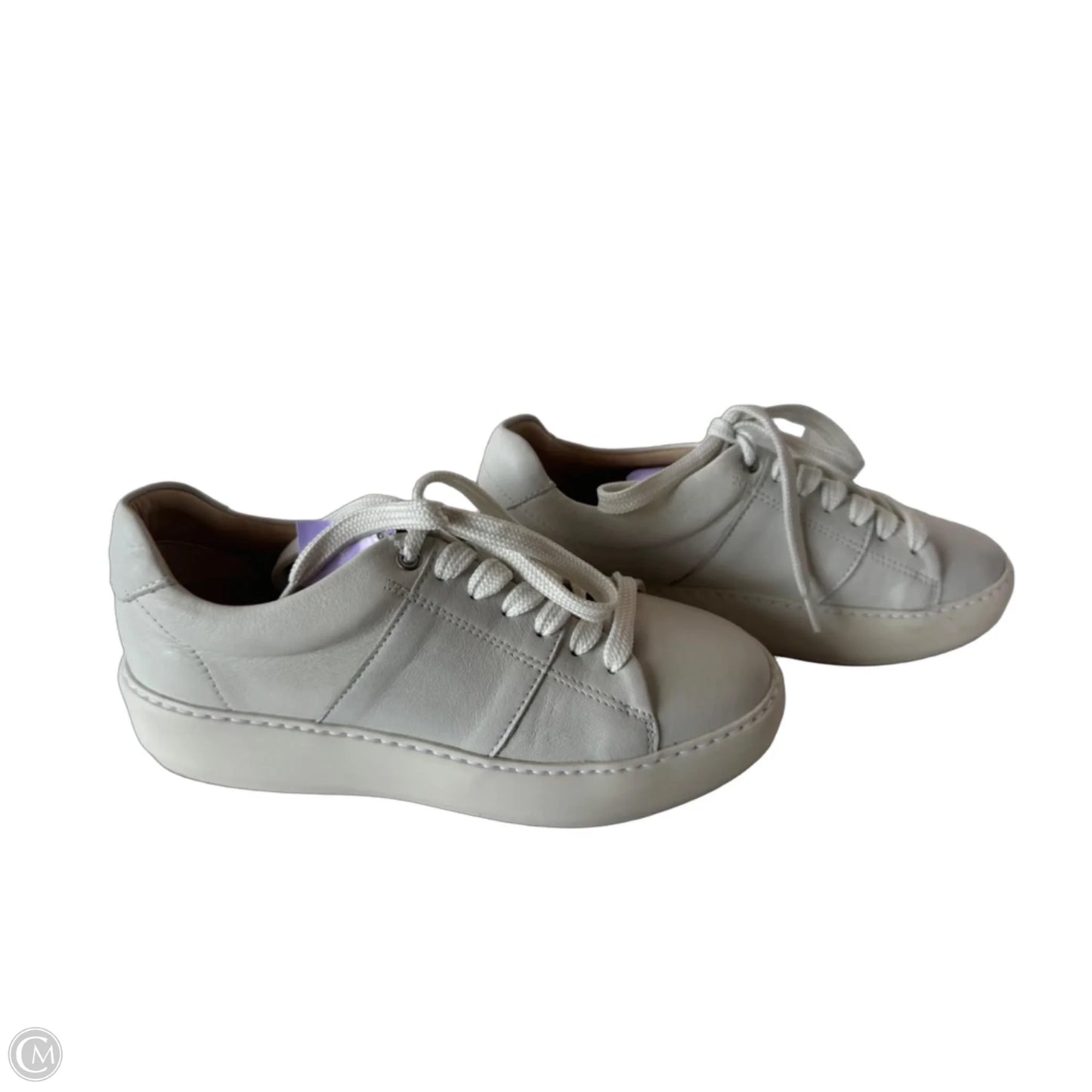Shoes Sneakers By Cmc In White, Size: 6.5