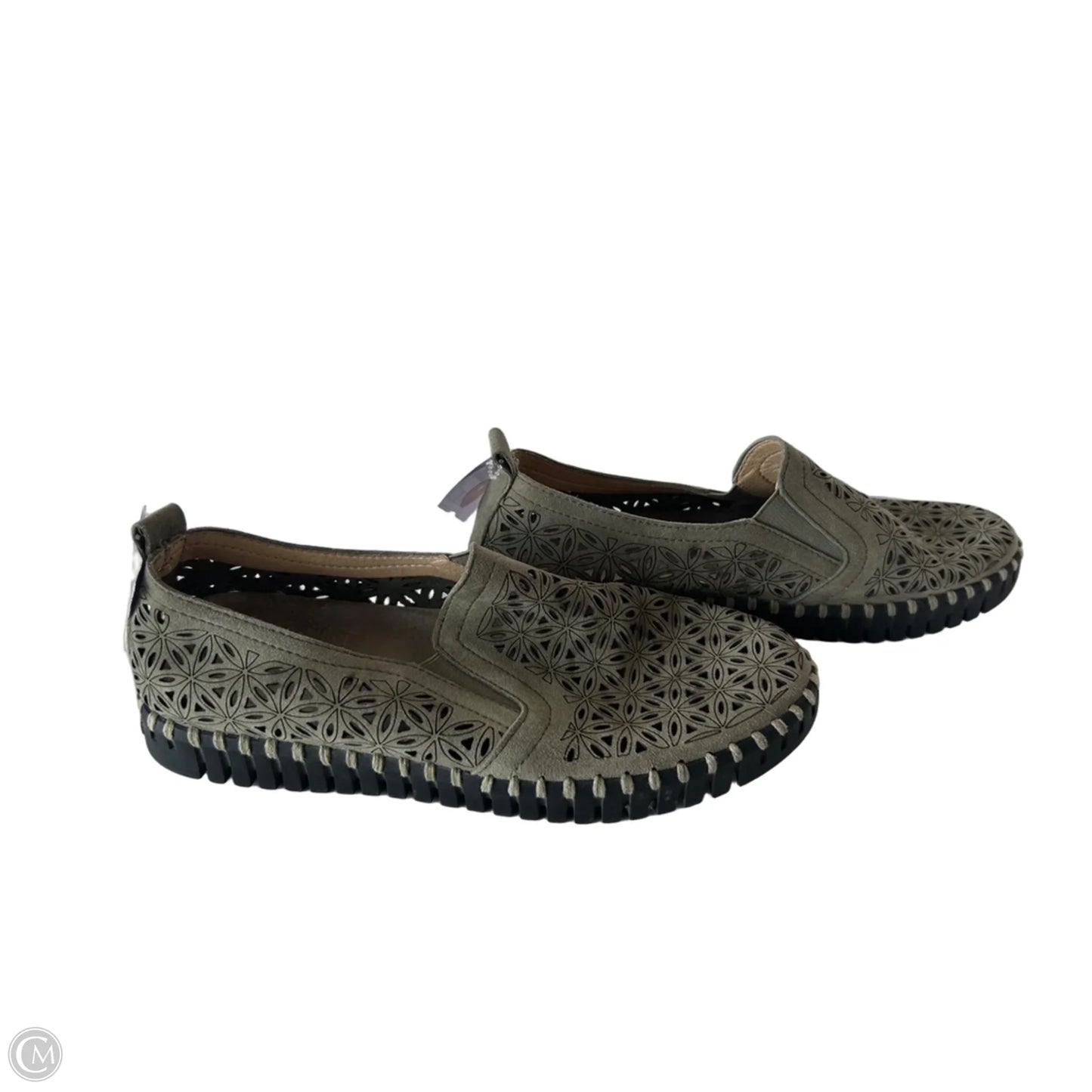 Shoes Flats By Cmb In Green, Size: 7.5