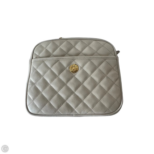 Crossbody By Clothes Mentor, Size: Medium