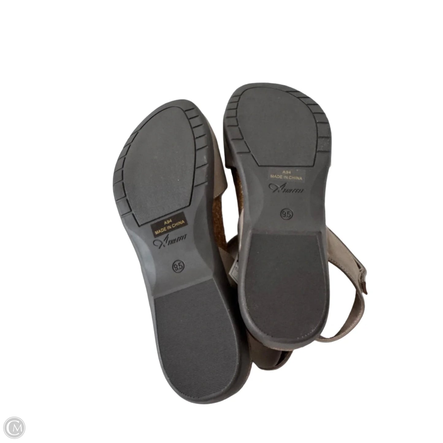 Shoes Flats By Clothes Mentor In Tan, Size: 9.5