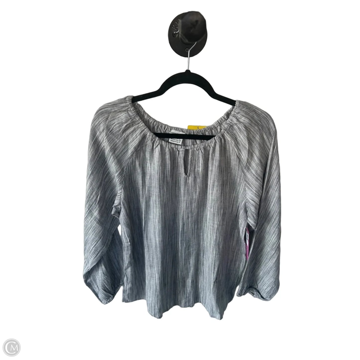 Top Long Sleeve By Clothes Mentor In Grey & White, Size: S