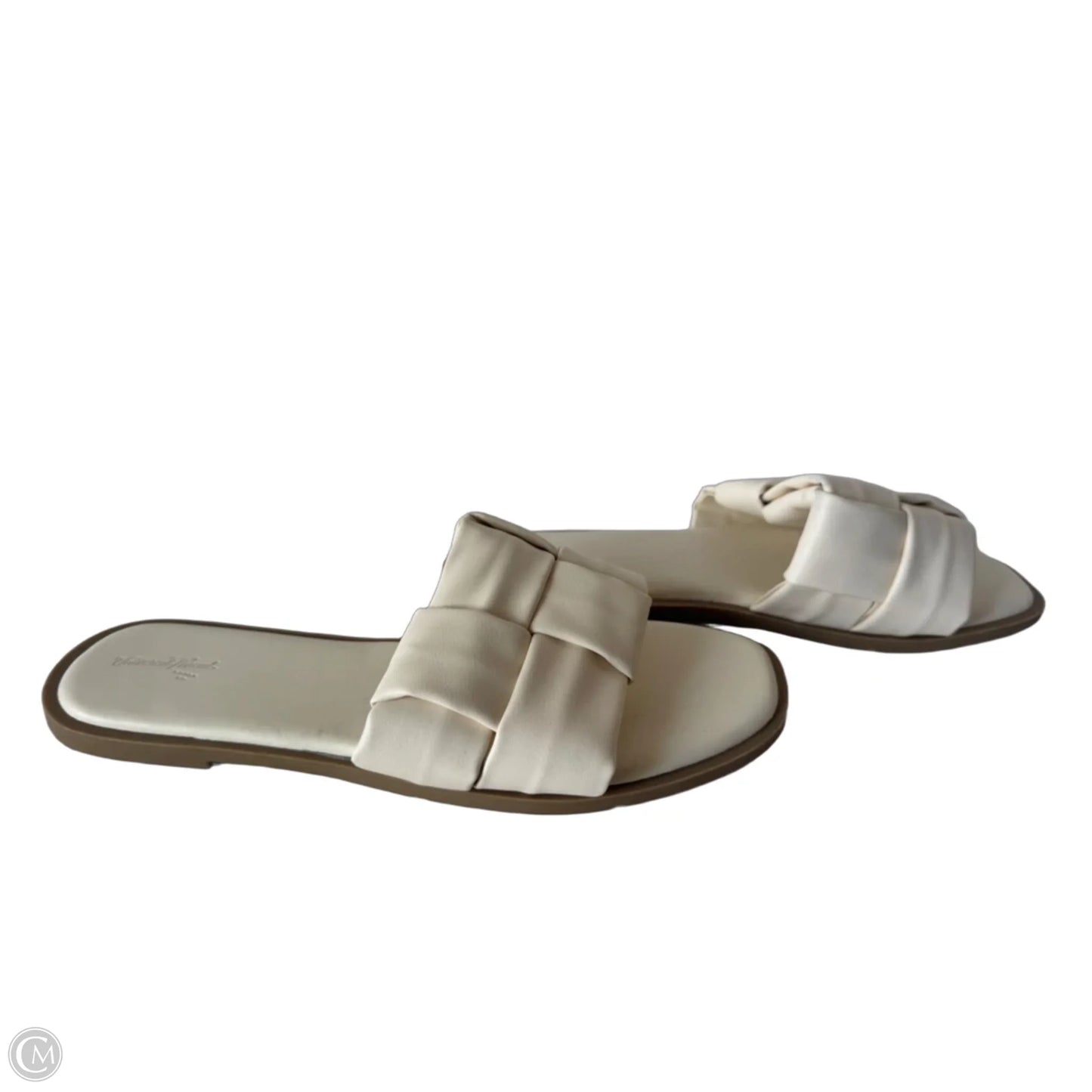 Sandals Flats By Universal Thread In Cream, Size: 10