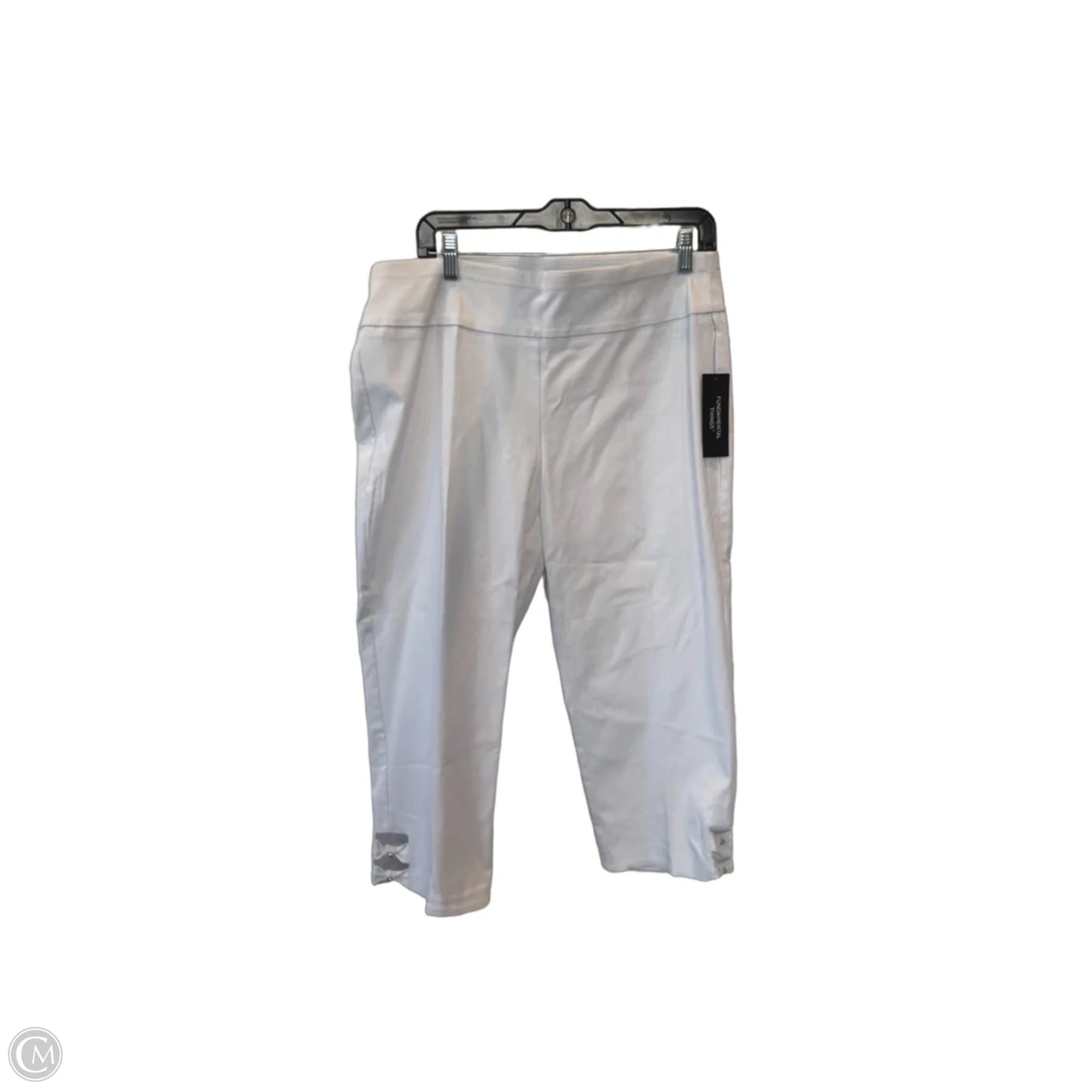 Capris By Clothes Mentor In White, Size: L