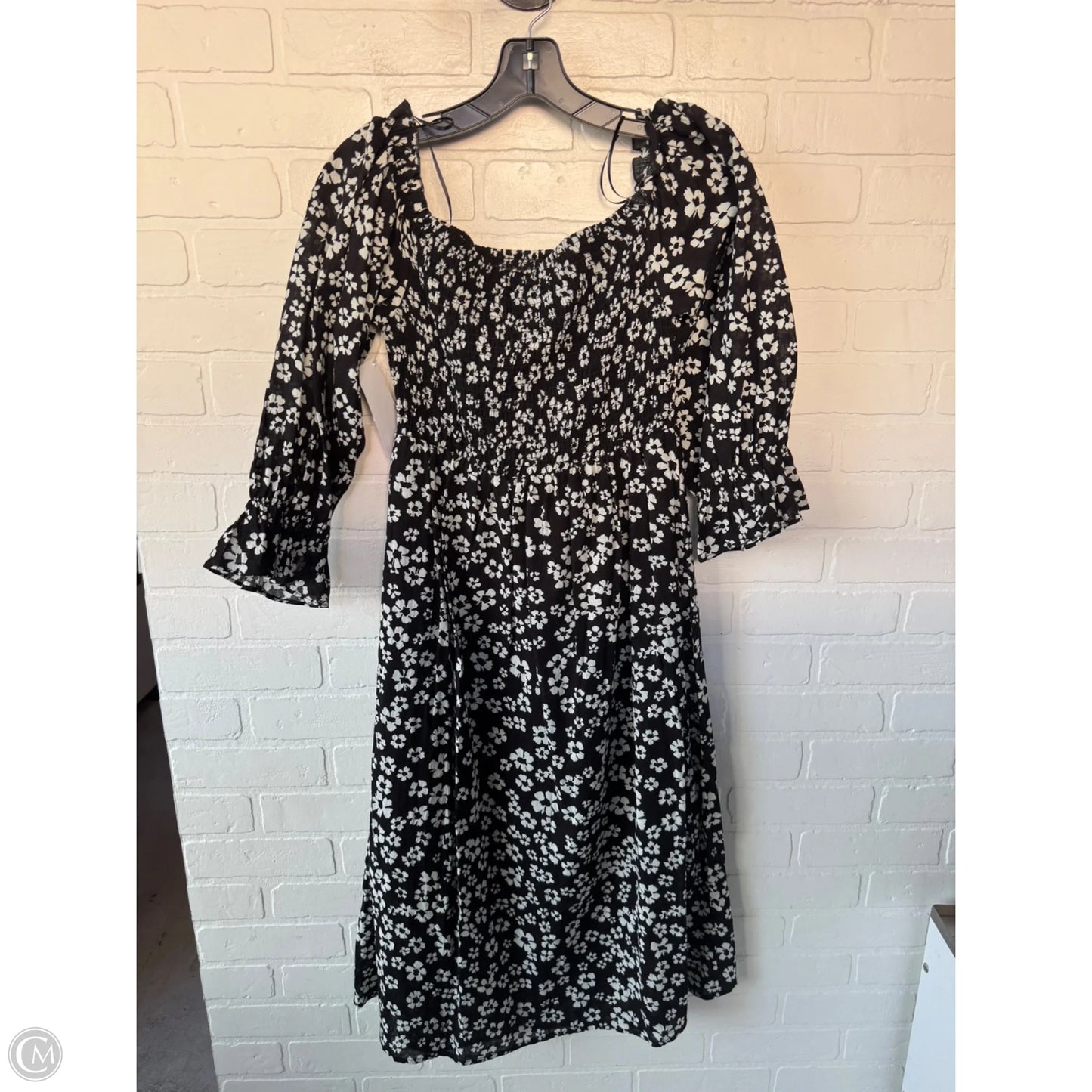 Dress Casual Midi By Who What Wear In Black & White, Size: S