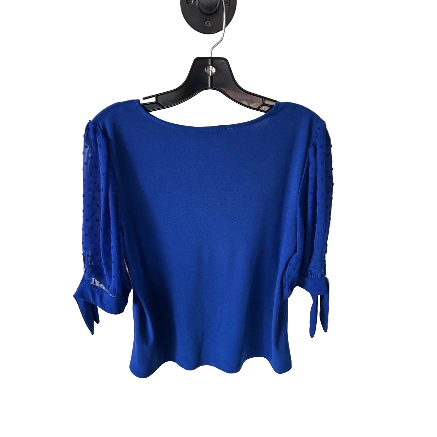 Top Short Sleeve By Cece In Blue, Size: M