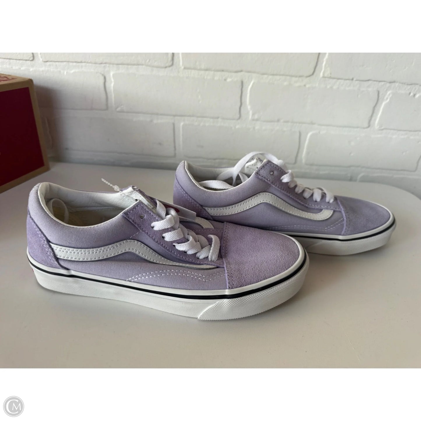 Shoes Sneakers By Vans In Purple & White, Size: 6.5