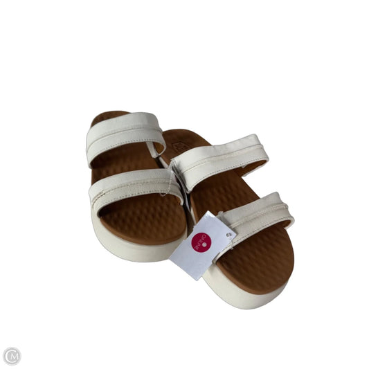 Sandals Heels Platform By Hey Dude In Tan & White, Size: 9
