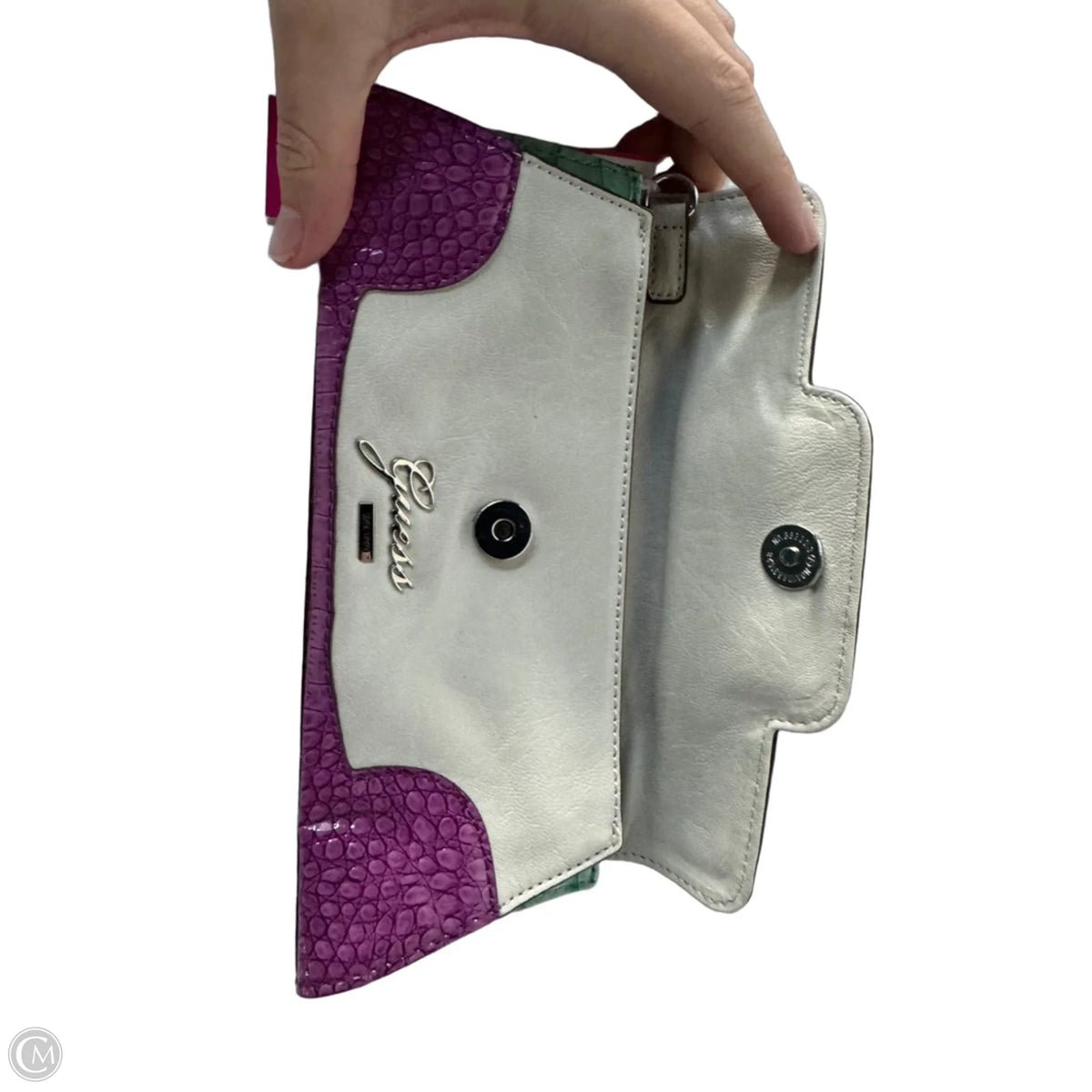 Clutch By Guess, Size: Medium