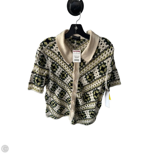Sweater Short Sleeve By Clothes Mentor In Cream & Green, Size: M