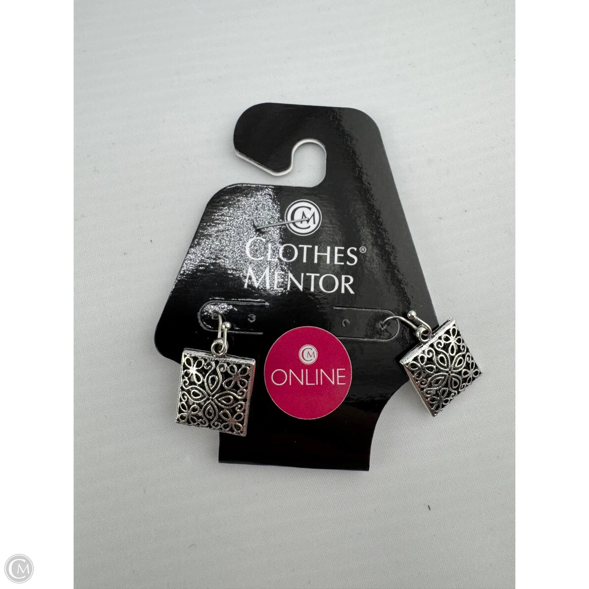 Earrings Dangle/drop By Clothes Mentor