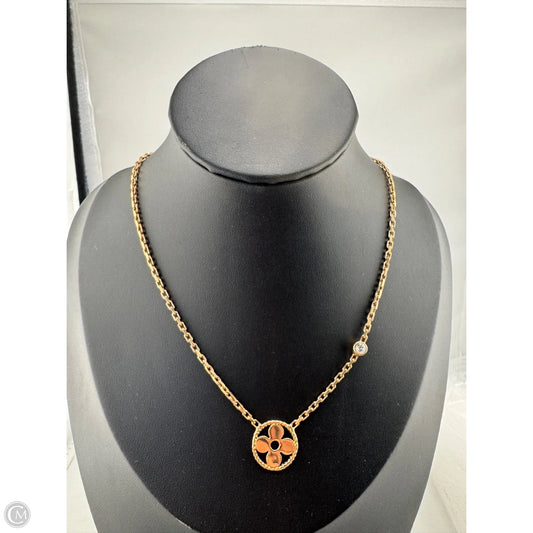 Necklace Pendant By Clothes Mentor