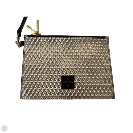 Wristlet By Cmb, Size: Medium