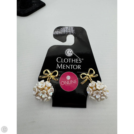 Earrings Dangle/drop By Clothes Mentor